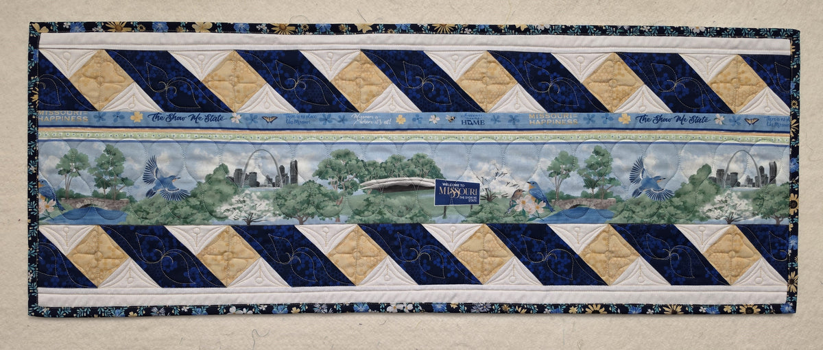 AMOSH - Twisted Tablerunner Kit