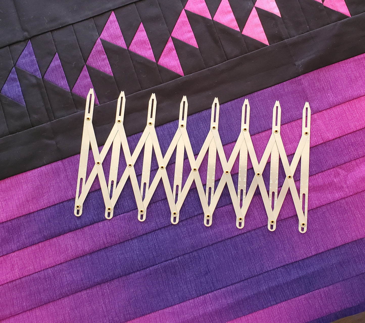 EXPANDING SEWING GAUGE