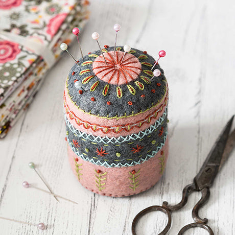 Corinne Lapierre Kit - Pin Cushion
