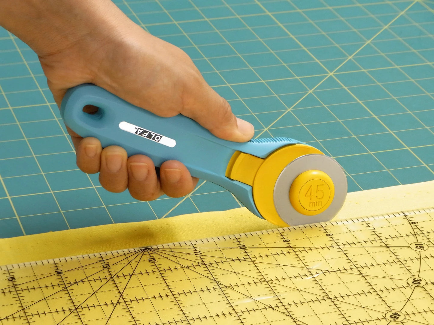 OLFA ROTARY CUTTER 45MM - SPLASH QUICK CHANGE