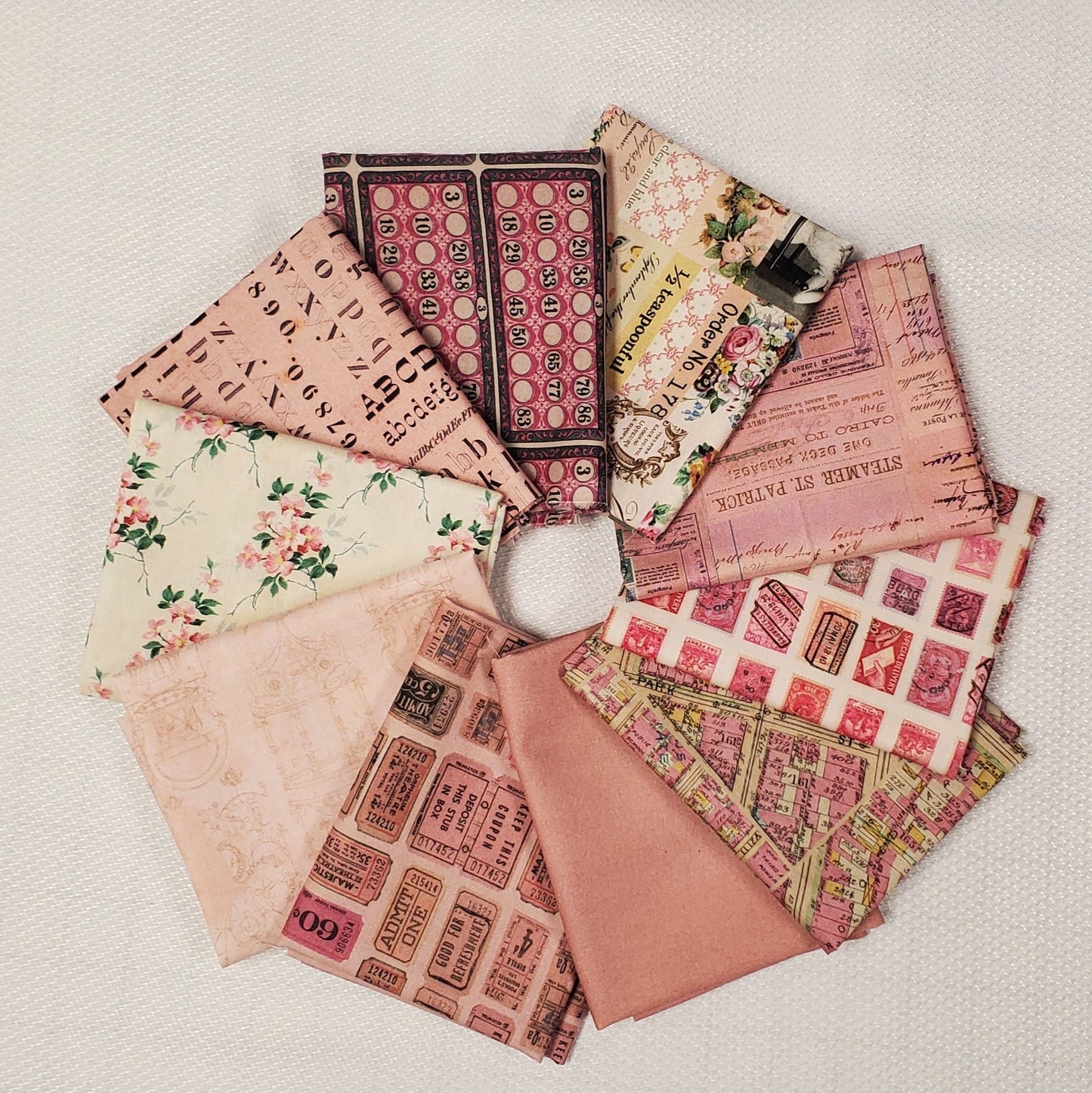 Tim Holtz Pink Palette - Fat Quarter Bundle