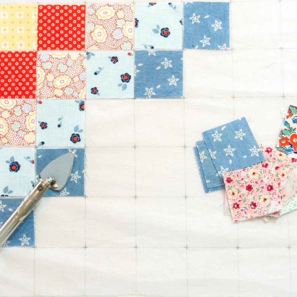 Easy Piecing Grid 1" Finished on the Bolt